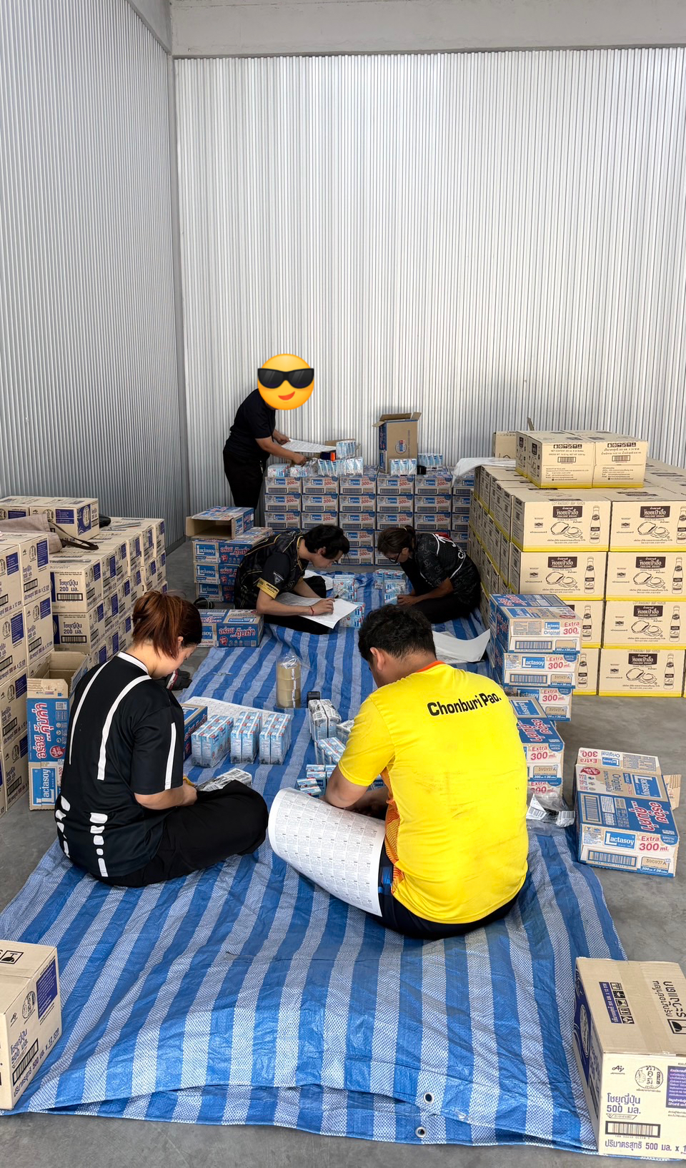 Korean food label attachment work for export products